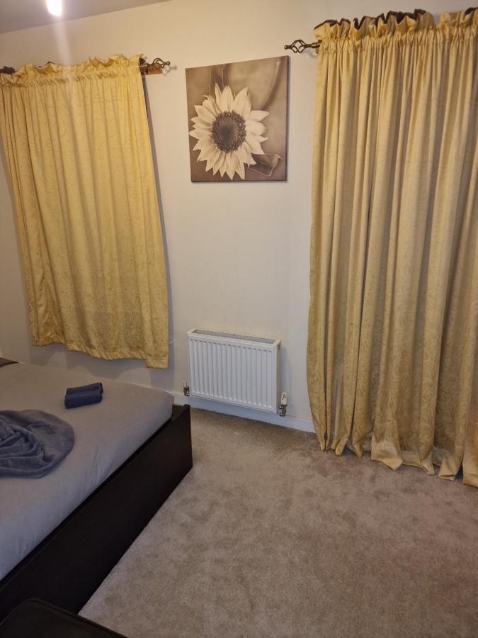 Apartamento Ko 3 Bed House Dartford Exterior foto